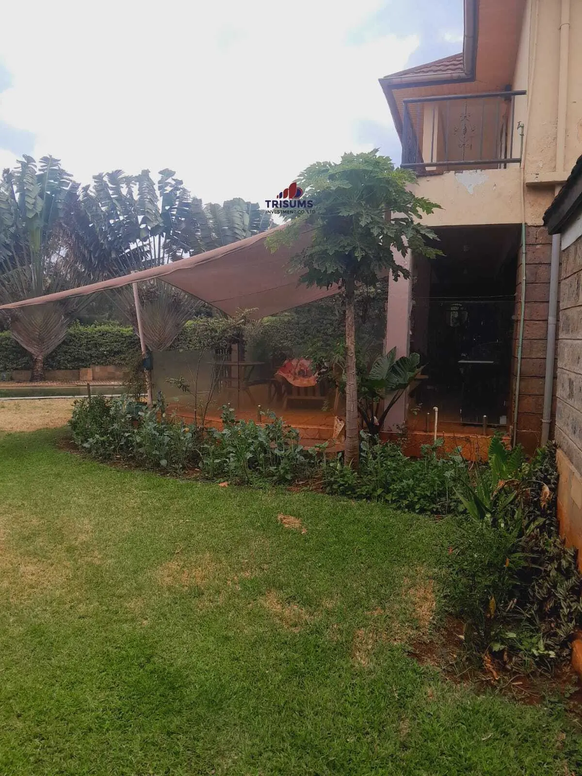 4-Bedroom Townhouse with a Private Swimming pool To Let